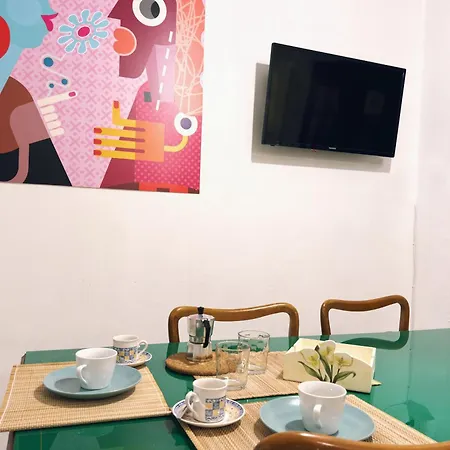 2 Bedroom Apartamento Bari